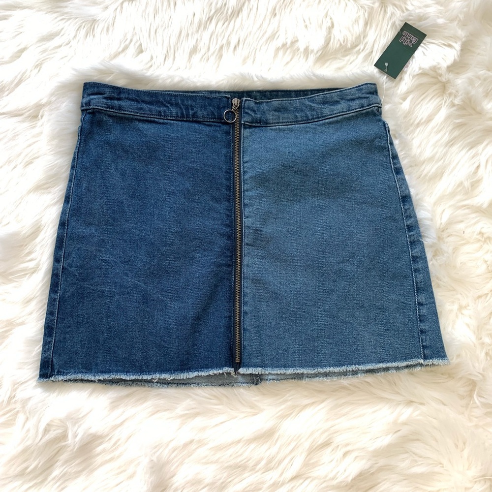 Duo colored denim zipper skirt